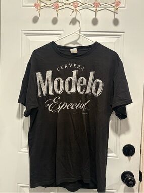 Modelo Especial Black Logo T-Shirt - Men